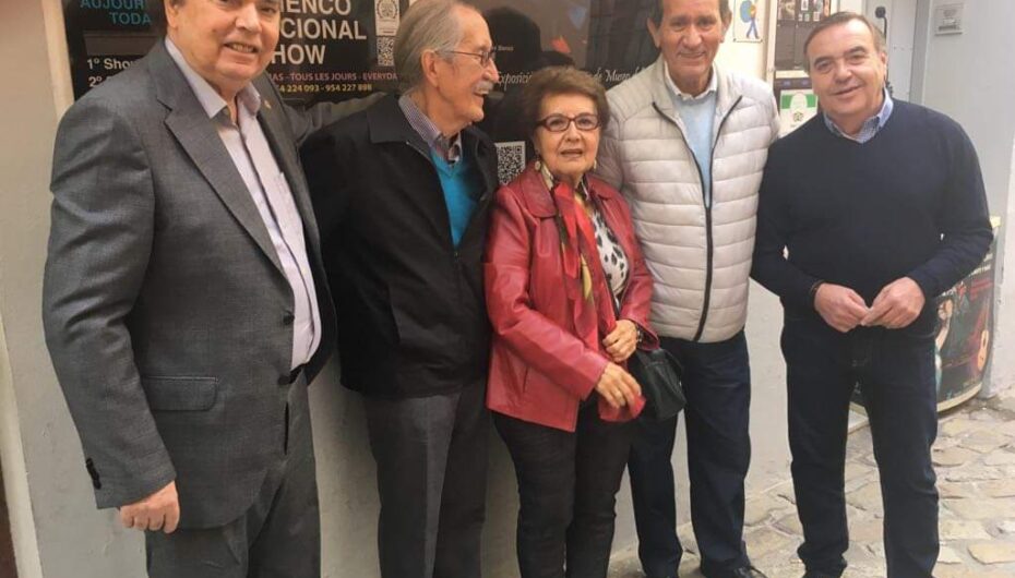 Reconocimiento oficial de la carrera artística de Tomatito y Flamencólogos en la Casa de la Guitarra en Sevilla