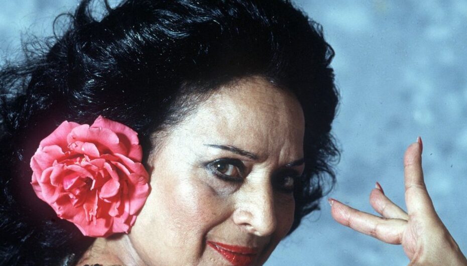 Lola Flores, un fenómeno inmortal e inusual