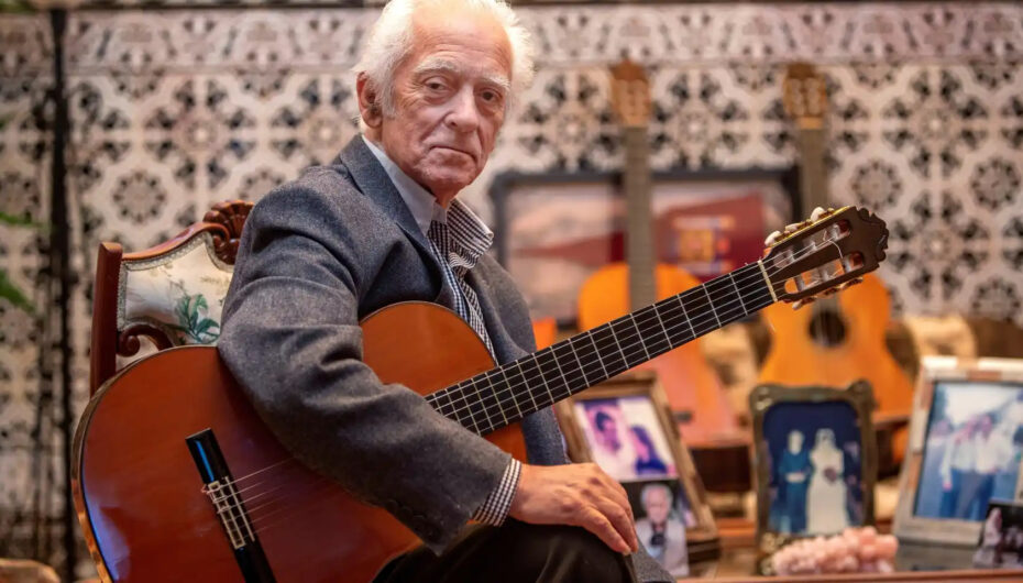 Maestro de la guitarra Manolo Sanlúcar ha fallecido, has passed away😢🙏