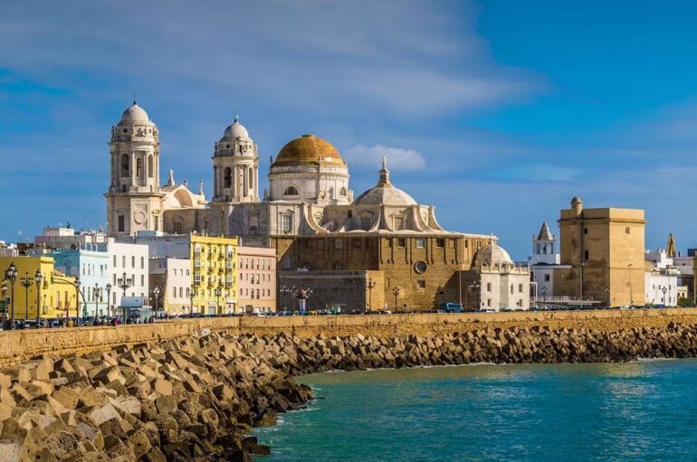 Cádiz: A Gateway to the superb Andalusian region in the south of Spain