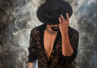 Carlos Rodríguez homenajea al mítico Corral de la Morería en su 70º aniversario