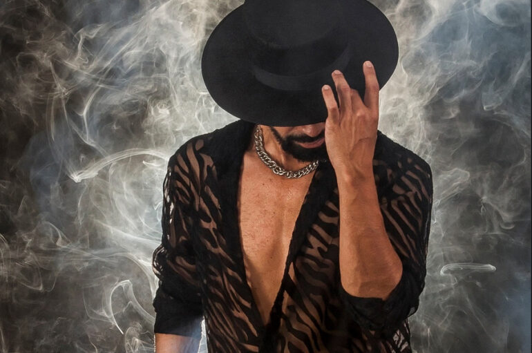 Carlos Rodríguez homenajea al mítico Corral de la Morería en su 70º aniversario